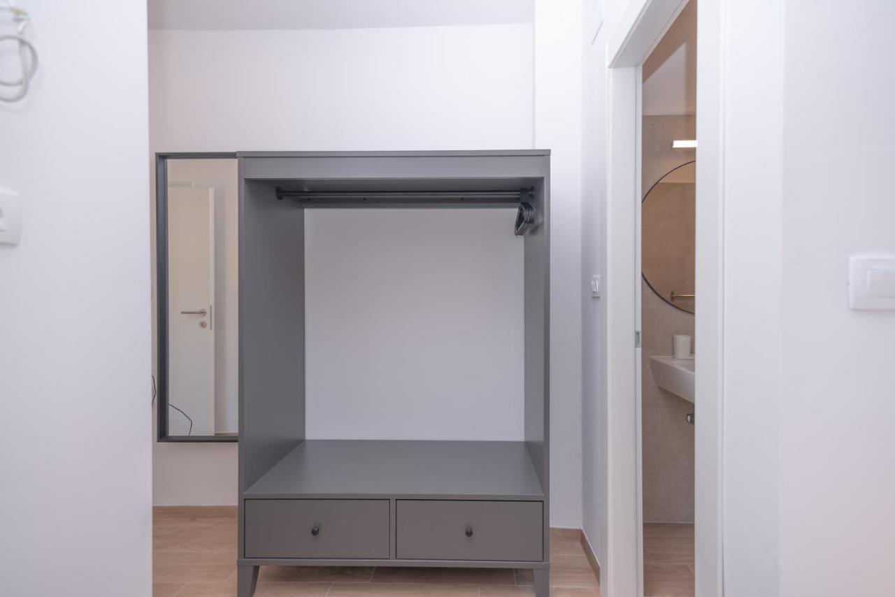 Brand New Apt W Balcony & Perfect Seaview At Center フヴァル エクステリア 写真
